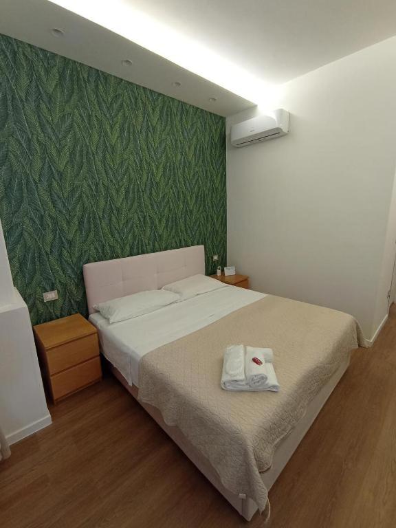 Tiffany & Mayfair Lifestyle Suites by Babylon Stay - Standard Double Room
