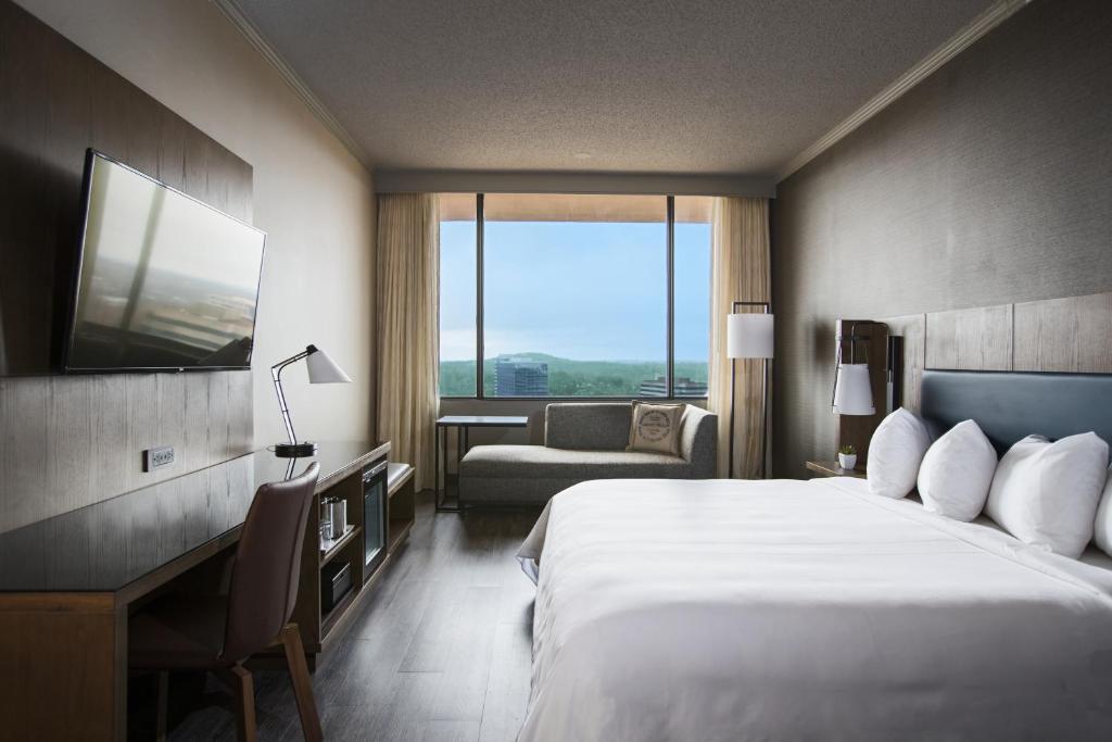 Sonesta Nashville Airport - Deluxe King