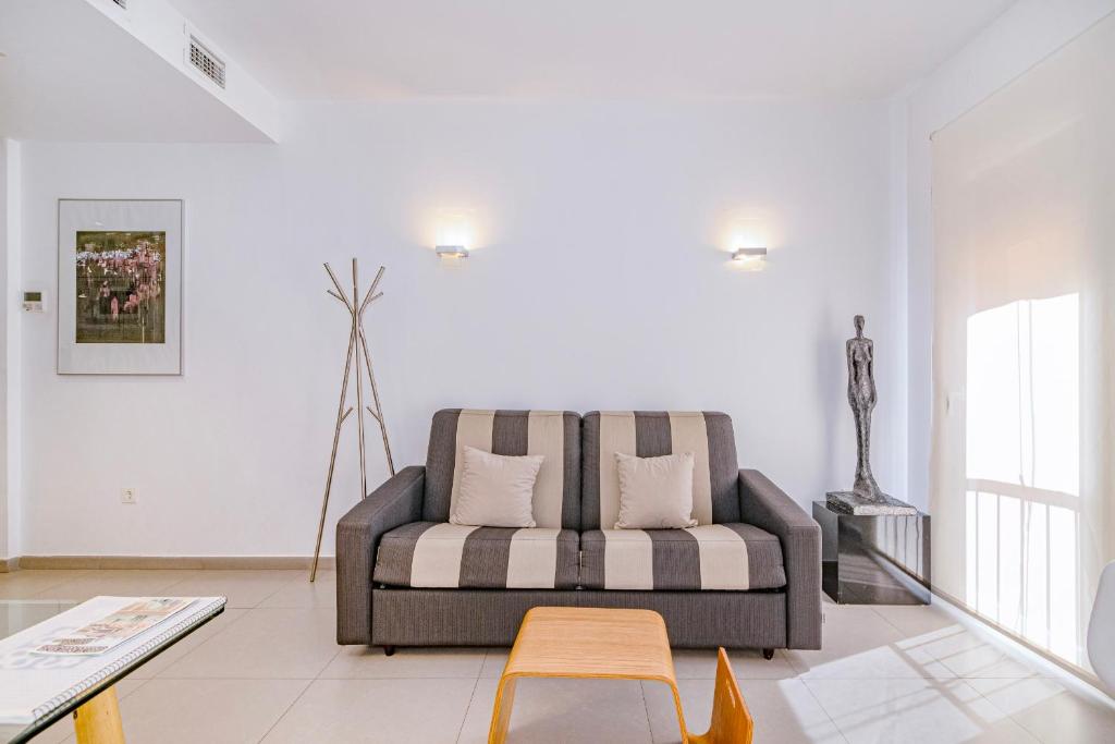 Apartamentos Caballerizas con parking gratuito - Apartment Mit 1 Schlafzimmer Und Parkplatz