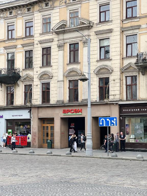 Beautiful apartment in the heart of Lviv фото 5