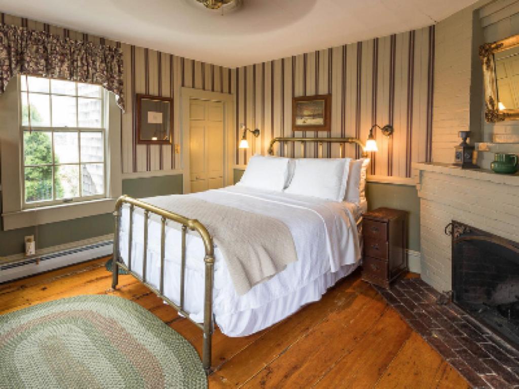 Snug Cottage photo
