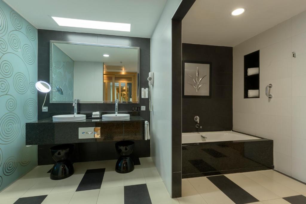 Riu Plaza Guadalajara - Süit (Taç Düzeyi Erişimi)