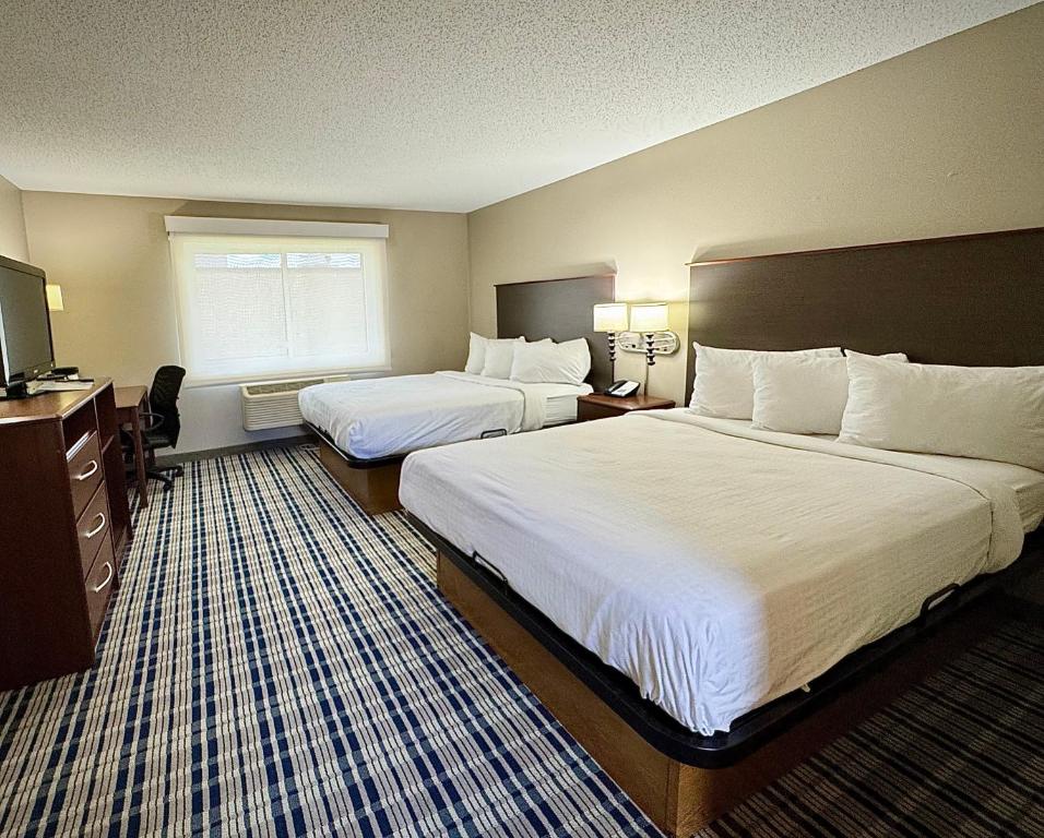 AmericInn by Wyndham Rice Lake - 1 Letto King Size, Divano Letto, Non Fumatori