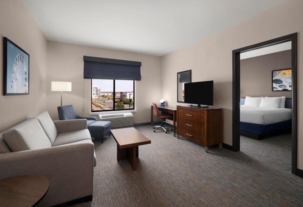 City Express by Marriott Denver Airport photo