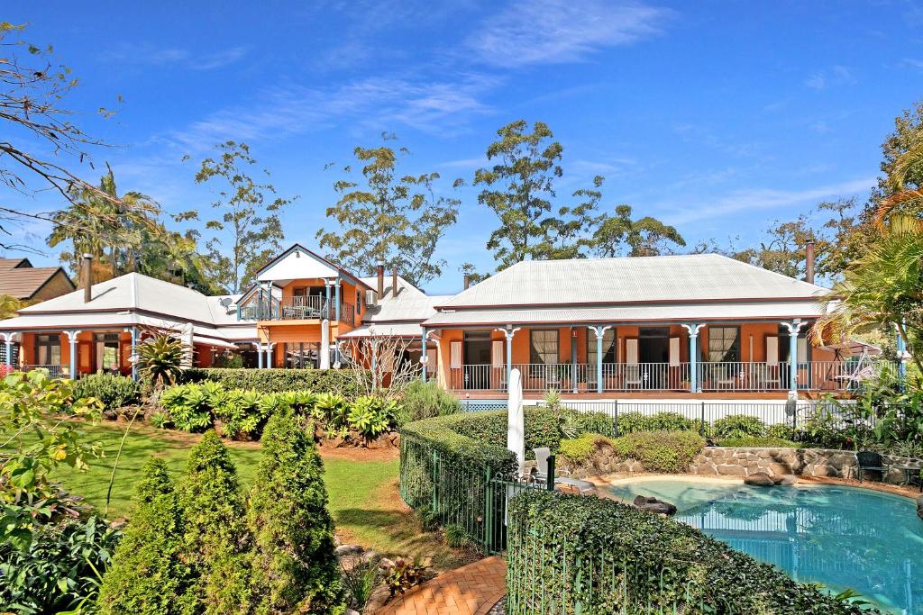 an image of a house with a swimming pool at Montville Boutique BnB in Montville