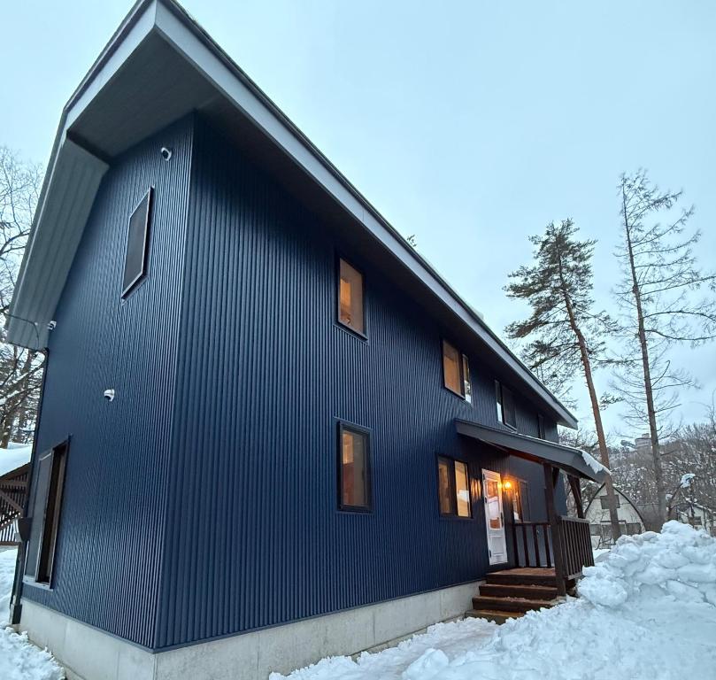 Hakuba Hutch A&B