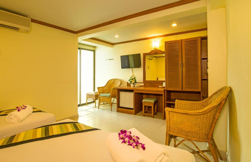 Krabi City Seaview Hotel - Resim 33