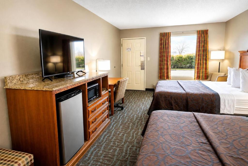 Days Inn by Wyndham Apple Valley Pigeon Forge/Sevierville photo