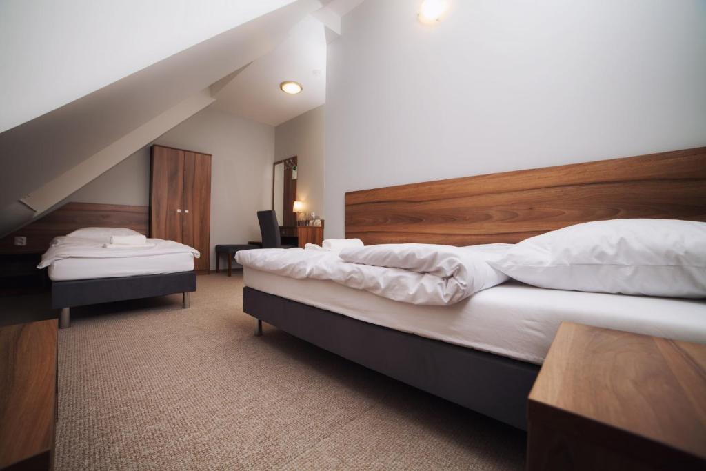 Gościniec Lizawka - Deluxe Tweepersoonskamer Met 2 Aparte Bedden