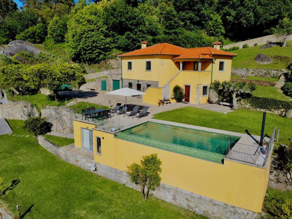Villa 282