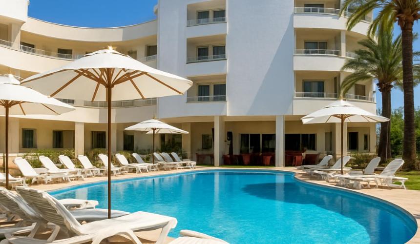 Oro Hotel
