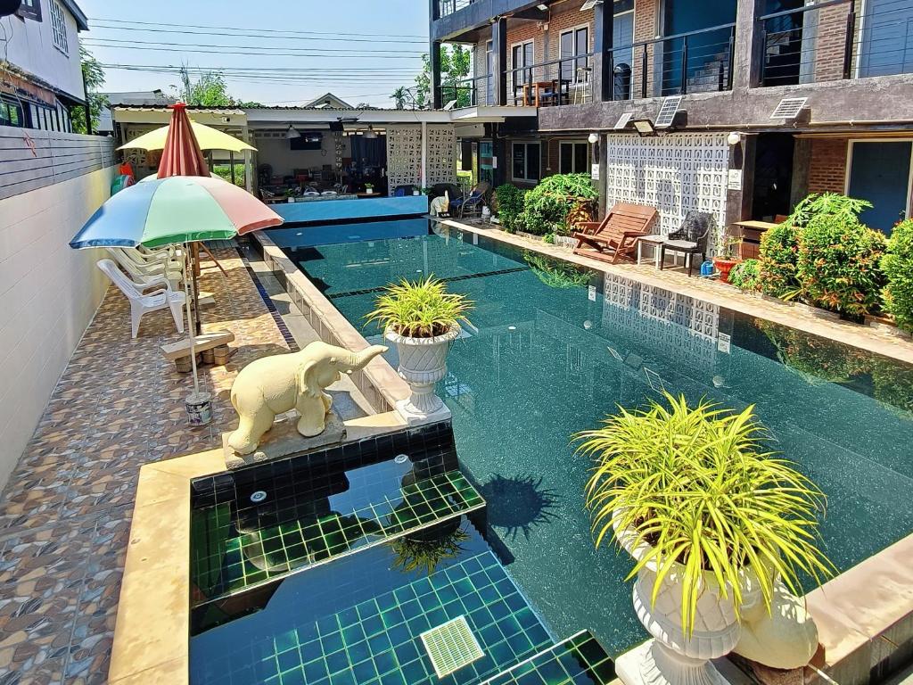 Ora House
