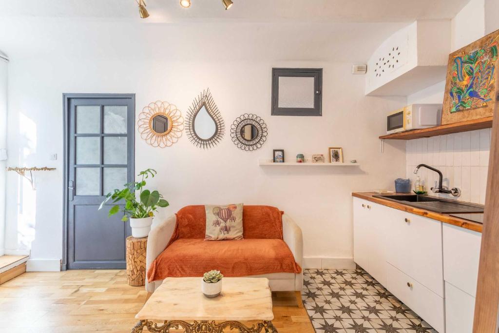 Charming 1BDR 2P flat with a garden