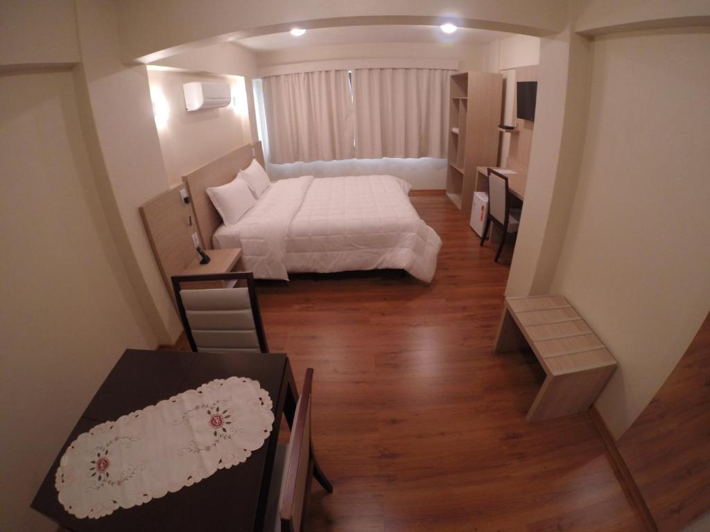  Hotel Almanara