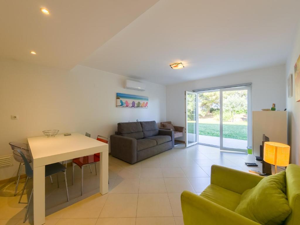 Apartamento FlorMar 2 Cabanas Gardens by YHA