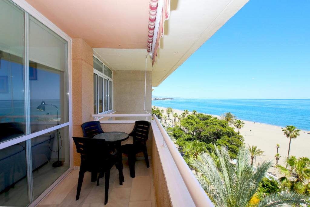 Estepona Town Apartment PANORAMA