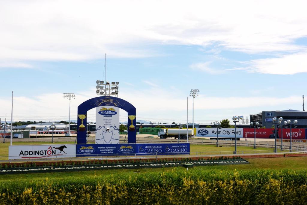 Addington Stadium Motel - Resim 18