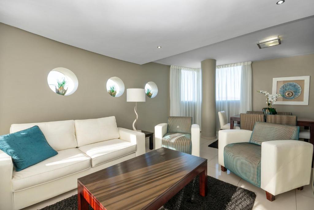 Aquarius Luxury Suites - 