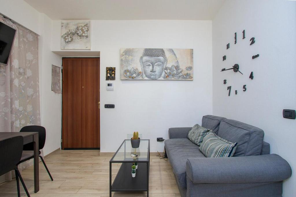 Xenia Milano - 2 room apartment in Via Serio 2