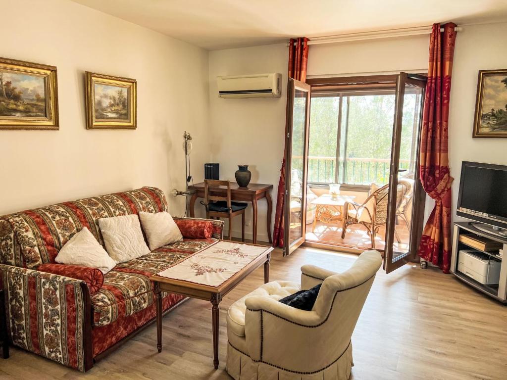 Apartment Appartement Colibri by Interhome