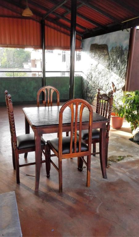 Patio nebo venkovní prostory v ubytování Hotel 100