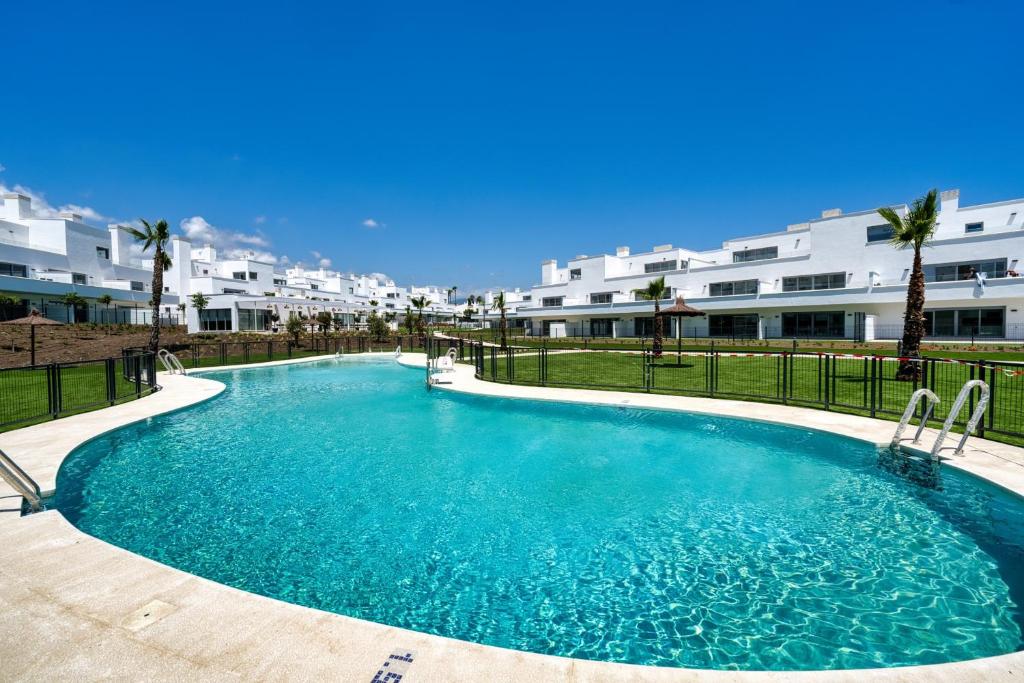 3024 Bright Apartment With Terrace