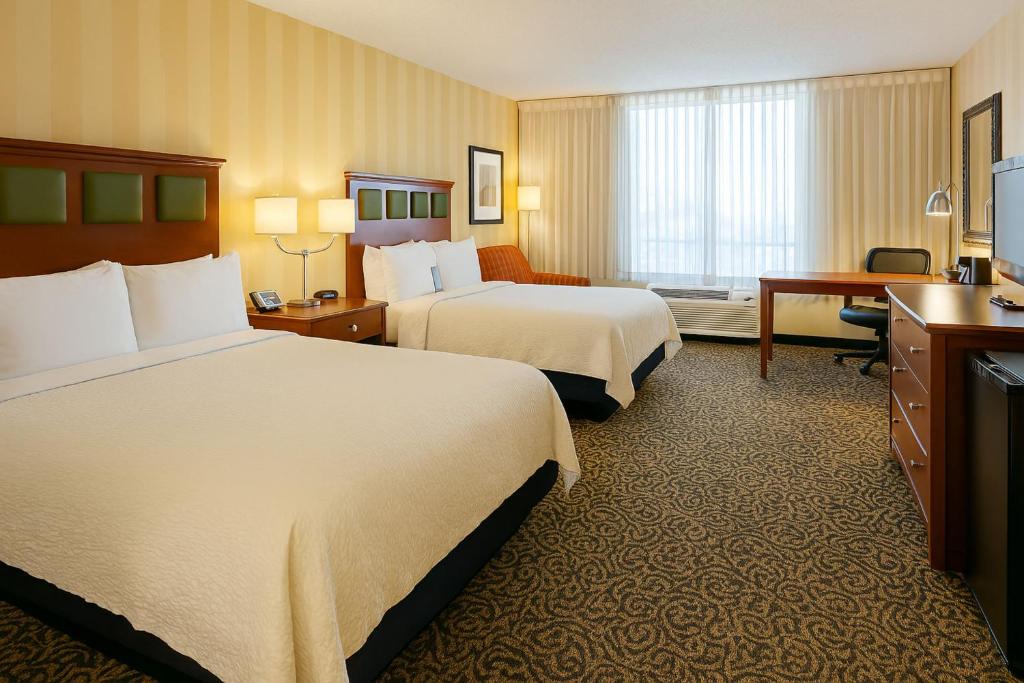 Holiday Inn Sacramento Downtown-Arena, an IHG Hotel - 
