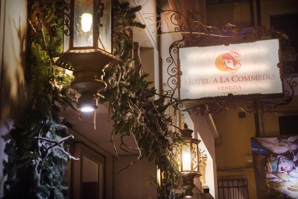 Hotel A La Commedia - Resim 21