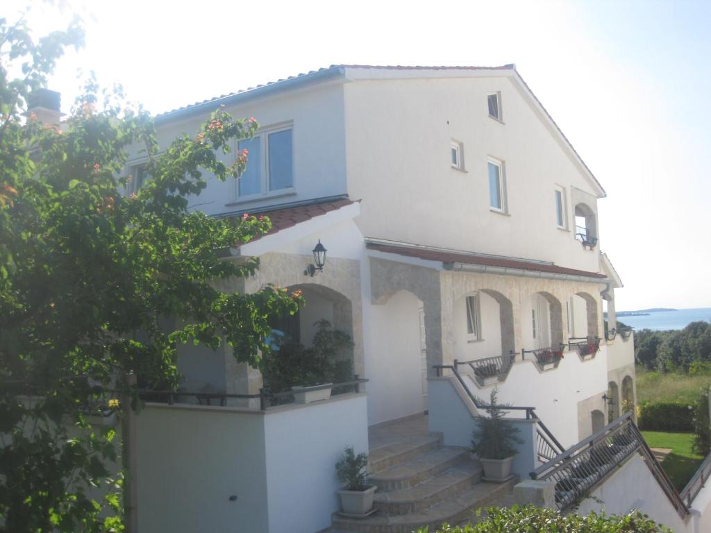 Budova, kde se apartmán nachází