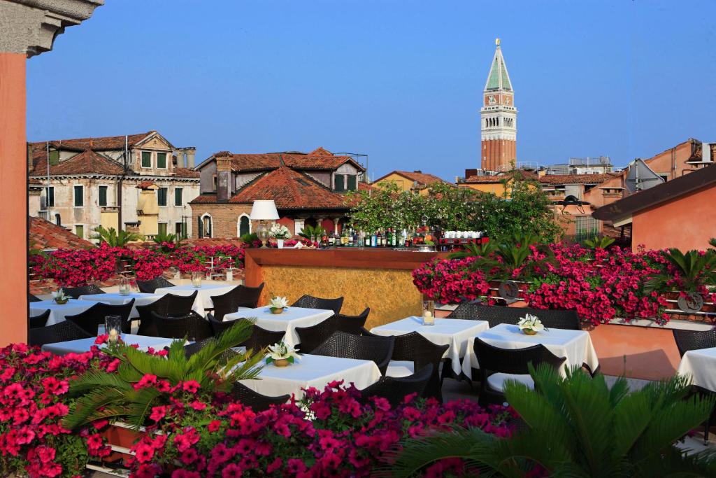 Hotel A La Commedia - Resim 22