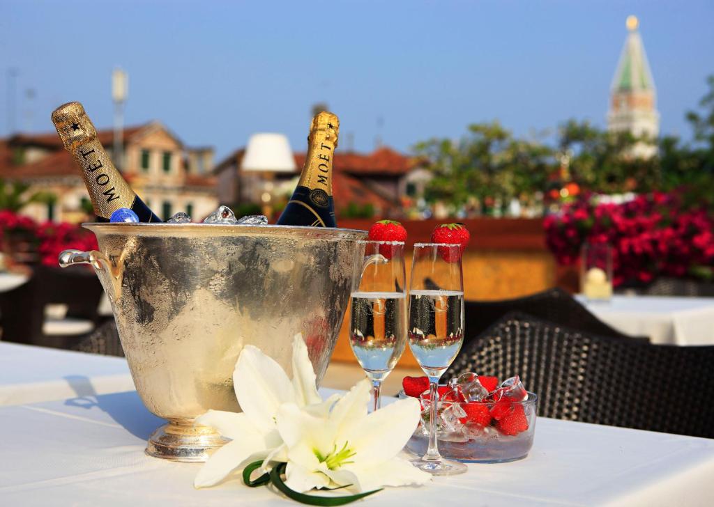 Hotel A La Commedia - Resim 28