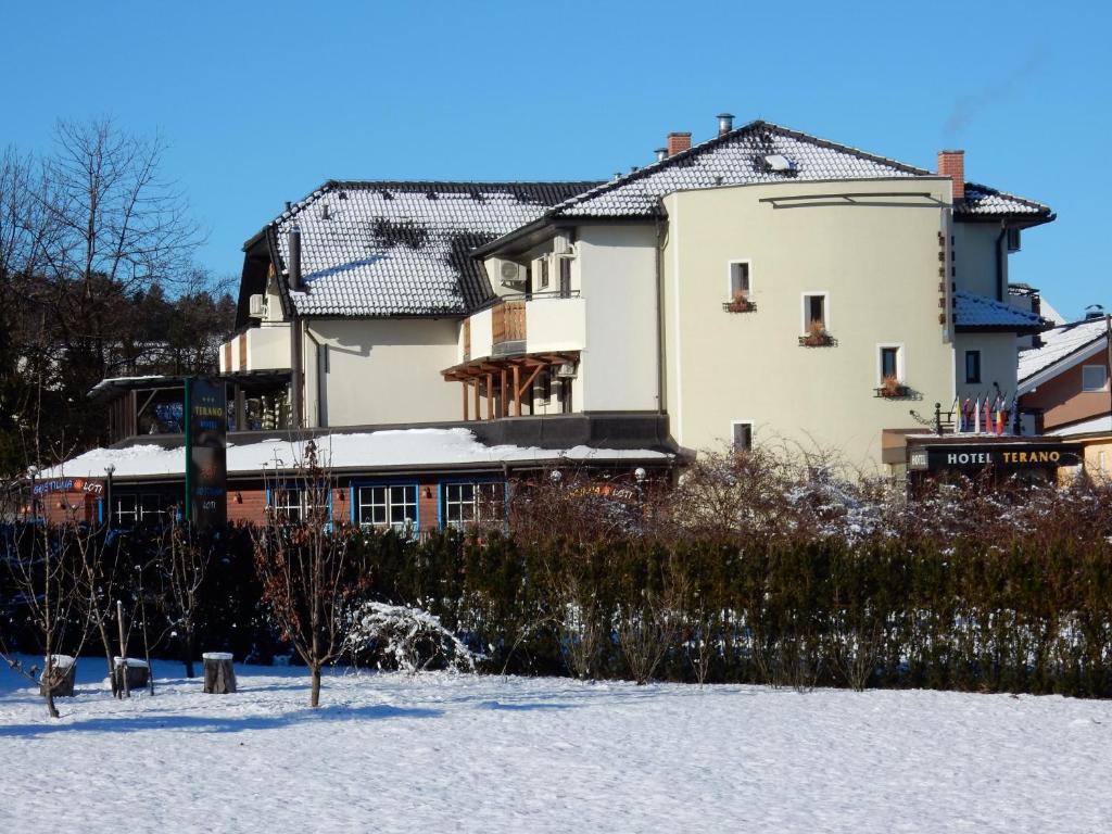 Garni Hotel Terano v zimě