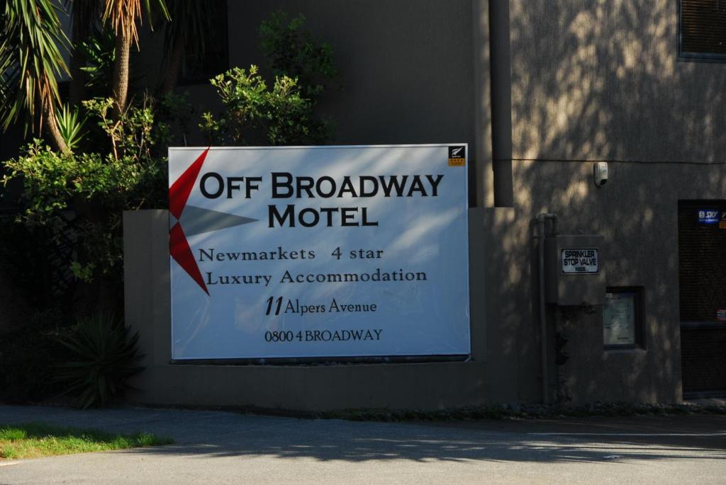 Certifikát, hodnocení, plakát nebo jiný dokument vystavený v ubytování Off Broadway Motel