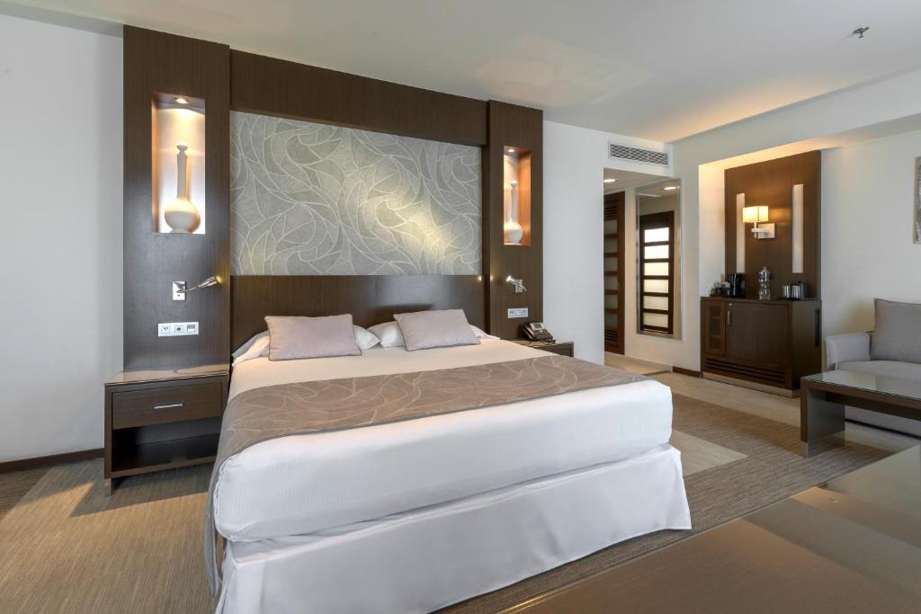 Riu Plaza Guadalajara - Delüks Aile Odası