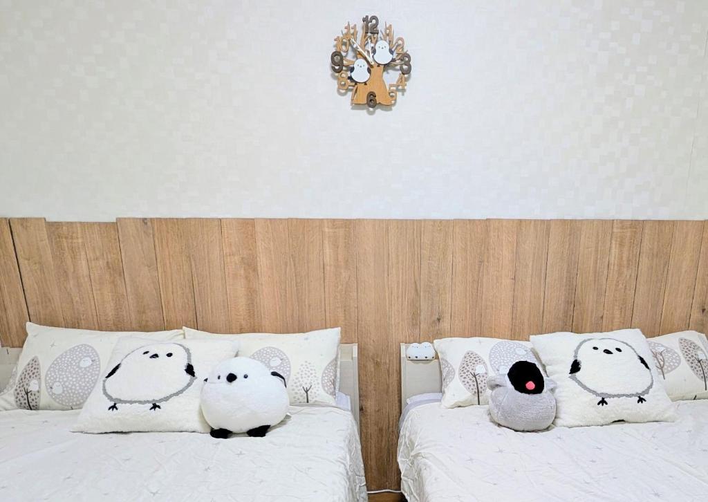 MIYAVI#101 3min walk from Narimasu Station, up to 6 people, spacious popular character room, Tokyo's largest Don Quijote