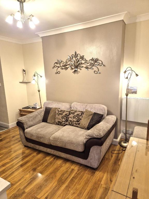 Appletorre House Holiday Flats - One-Bedroom Apartment