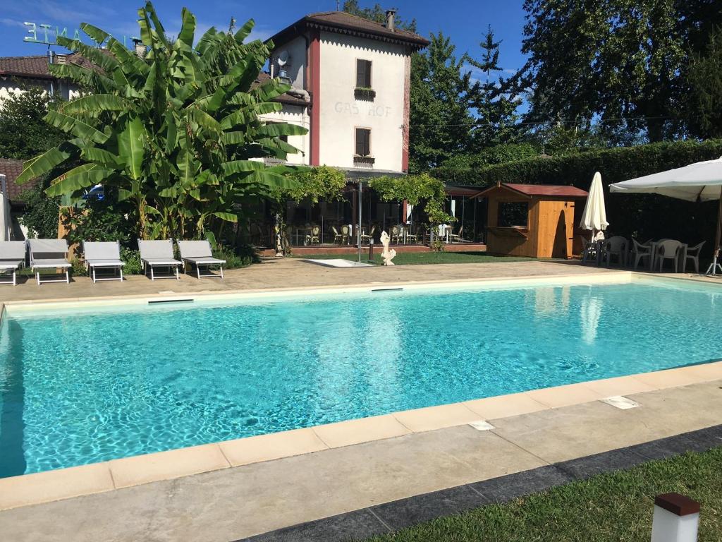 Bazén v ubytování Park Hotel Elefante nebo v jeho okolí