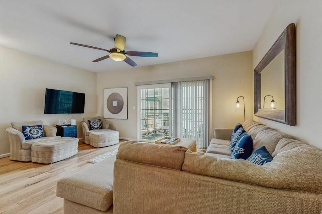a living room with a couch and a ceiling fan at Rehoboth Crossing --- 36985 Grindstone Ln in Rehoboth Beach