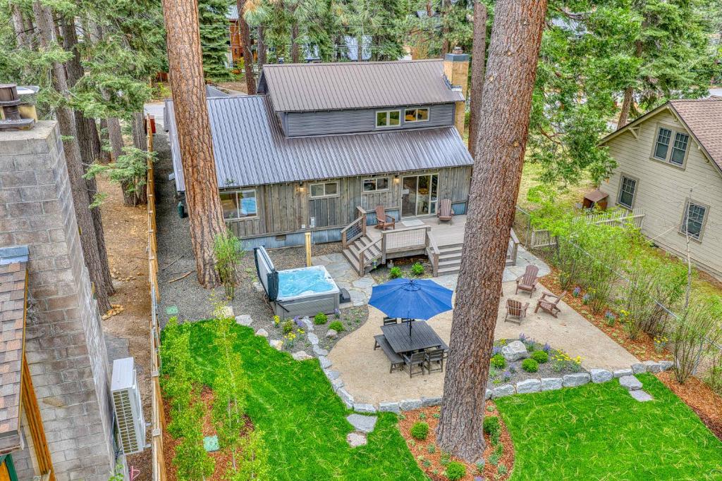 an aerial view of a backyard with a house at 3BD with Hot Tub Two Minutes from King Beach in Tahoe Vista