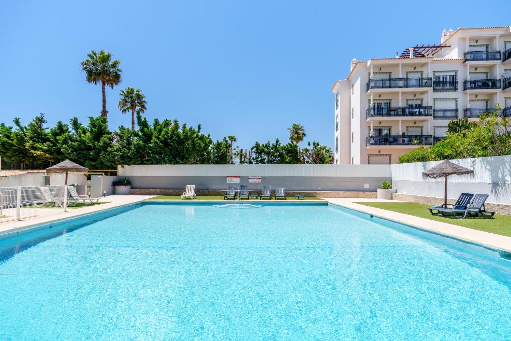 Casa Lume Stylish Apartment with Pool in Albufeira