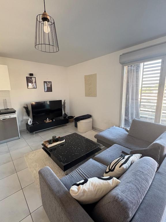 Appartement moderne avec terrasse & parking privé Marseille 10e