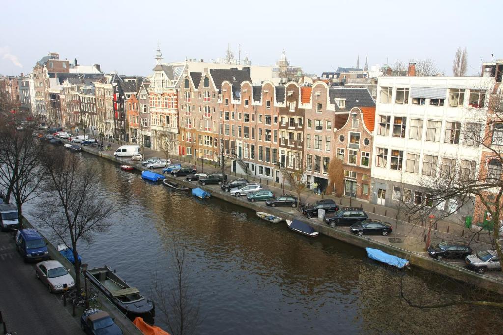 Nespecifikovaný výhled na destinaci Amsterdam nebo výhled na město při pohledu z hotelu