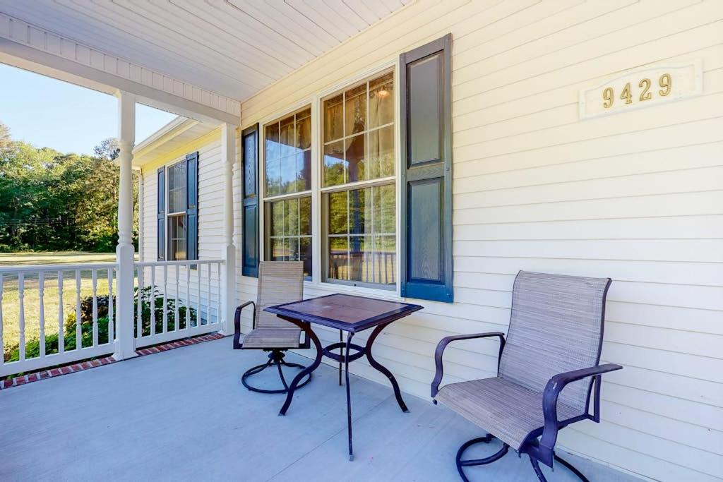 a patio with a table and chairs on a house at Seaward Seahawk 9429 in Berlin