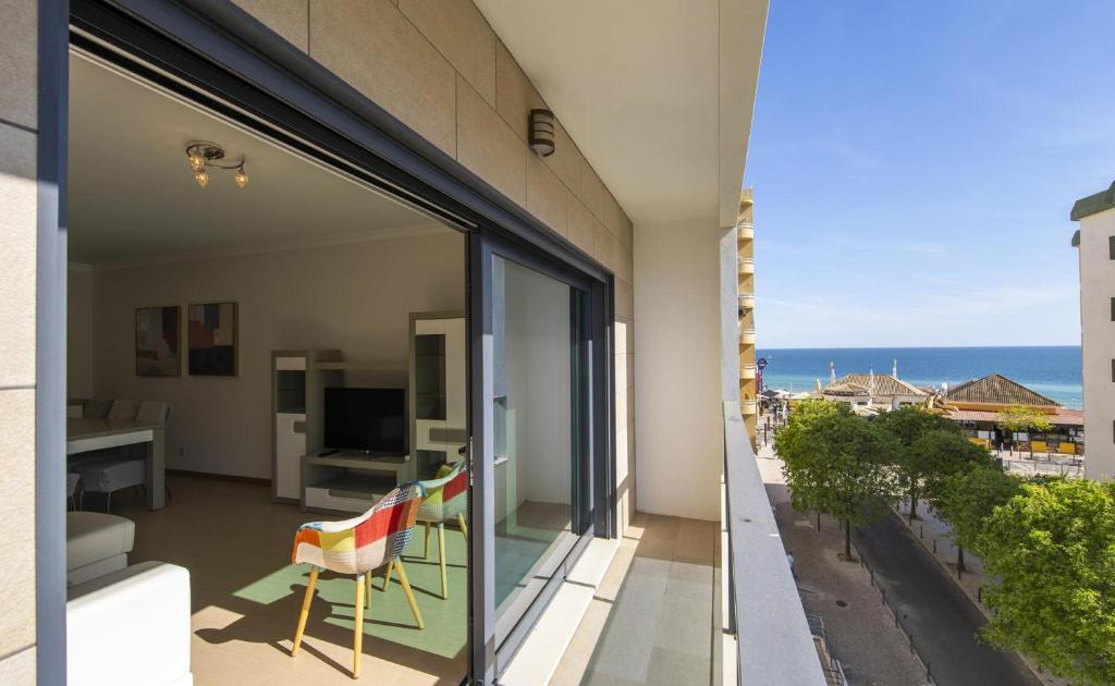 B16 - Sunbeam Apartment in Praia da Rocha