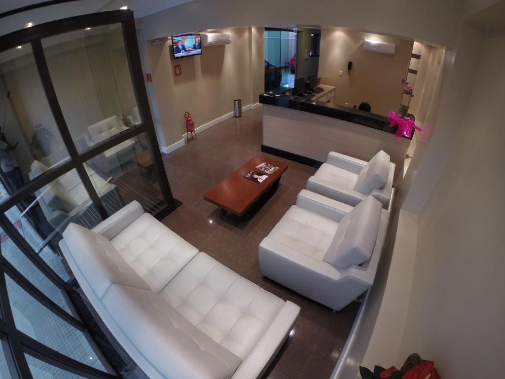  Hotel Almanara