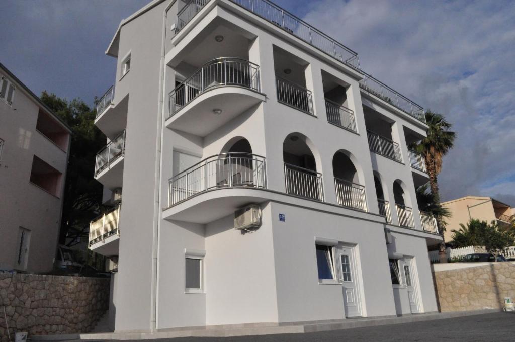 Gallery image of Villa Klara Apartments in Baška Voda