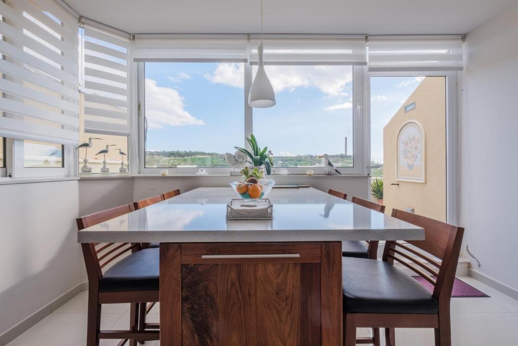 Fotografie z fotogalerie ubytování Seagull Penthouse Marsaxlokk v destinaci Marsaxlokk