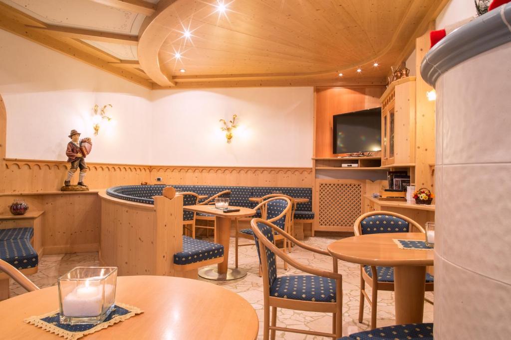 Posezení v ubytování Hotel Al Cervo