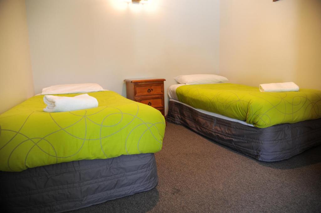 Blenheim Bridges Holiday Park - Resim 40