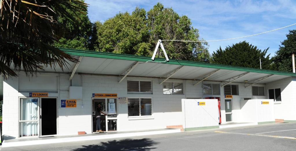 Blenheim Bridges Holiday Park - Resim 38